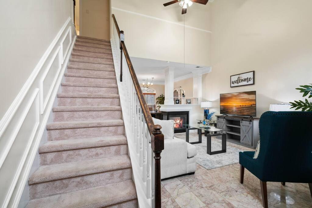 Cozy 4b 2 5b King Beds Jacuzzi Charlotte
